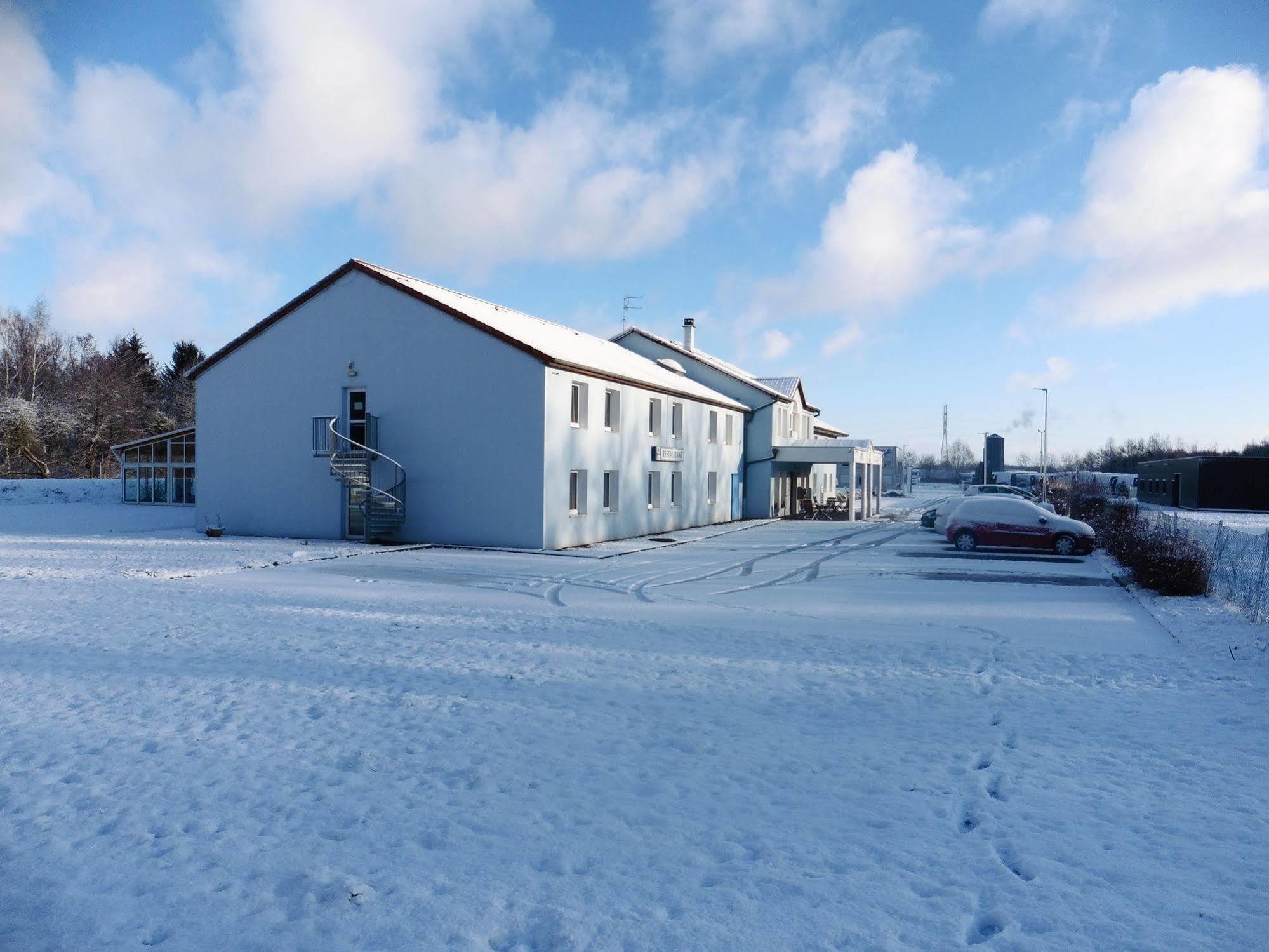 Hotel Ecluse 34 - Soirées Etapes assurées du lundi au jeudi Steinbourg Esterno foto